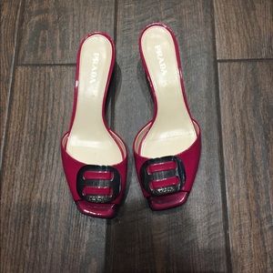 Prada slides